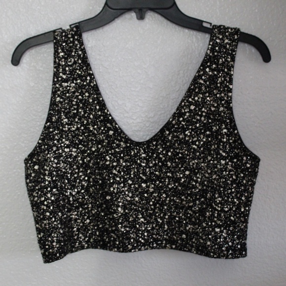 Speckled Black and Gold Crop top - Picture 2 of 3